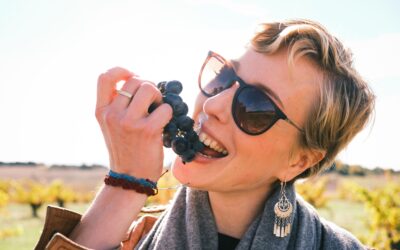 Lunettes de soleil en automne : protéger ses yeux malgré la météo changeante